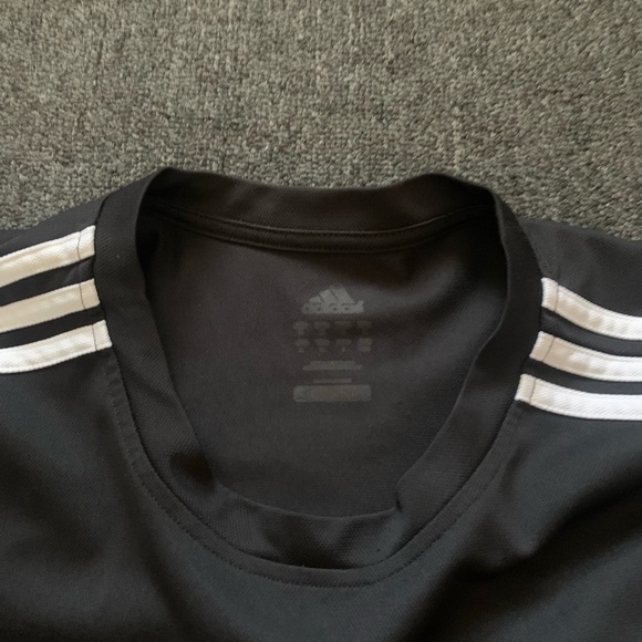 Adidas 3 striped black shirt M - Picture 2 of 3